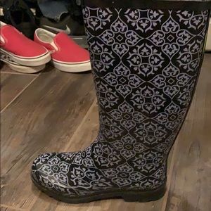 Rain boots